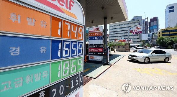 미국의 이란 공습에 유가 급등 우려