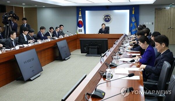 이재명 대통령, 수석보좌관회의 주재/연합뉴스