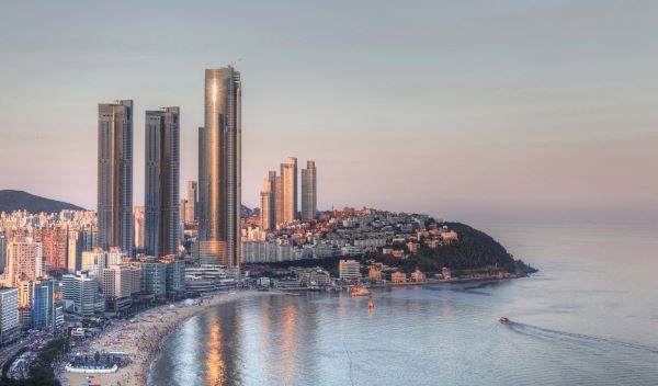 [사진=스카이스캐너] 부산 해운대 일원