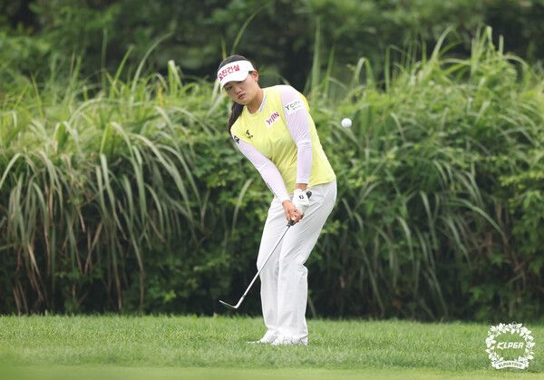 노승희 제12회 제주삼다수 마스터스 3R 4번홀 칩샷