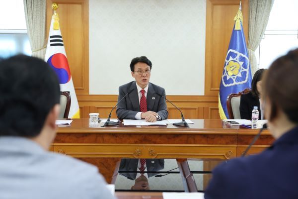 김민석 국무총리가 회의를 주재하고 있다. 출처=국무조정실