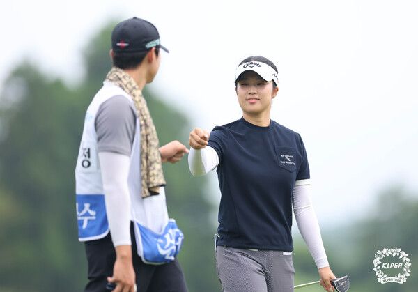 이수정, 제12회 제주삼다수 마스터스 2R 10번홀 버디 홀아웃 (사진제공 KLPGA)