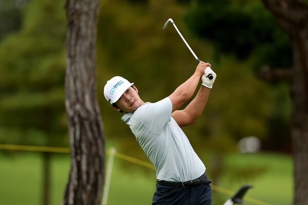 김종학 9번홀 세컨 아이언 샷 (사진제공 KPGA)