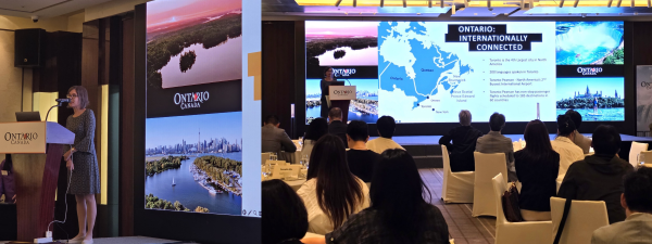 온타리오주관광청 소냐 스티븐슨이 주 관련 설명을 하고 있다. [사진=캐나다관광청 한국사무소]