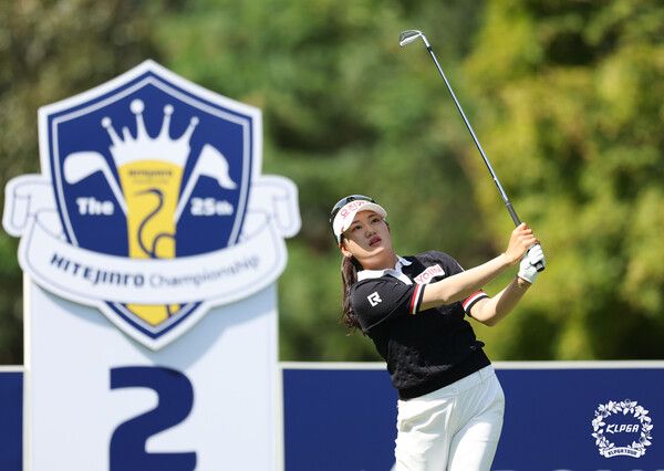 노승희 제25회 하이트진로 챔피언십 3R 2번홀 티샷 (사진제공 KLPGA)