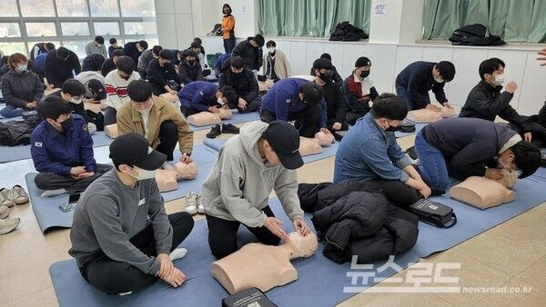 지난 2023년 2월 안양시 사회복무요원 심폐소생술 교육 모습/사진=안양시