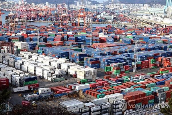 부산항의 컨테이너