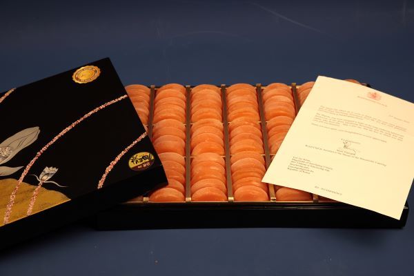 엘리자베스 영국 여왕에 선물한 산청곶감 [사진=산청군]