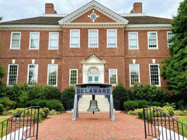 미국 델라웨어주 도버에 위치한 델라웨어 형평법원(Delaware Court of Chancery). 기업 분쟁을 전문적으로 다루는 이 법원과 일관된 판례 체계는 델라웨어를 미국 기업법의 중심지로 만든 핵심 인프라로 평가받는다. [사진=와튼스쿨]​