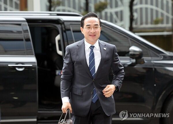 출근하는 박홍근 후보자/연합뉴스