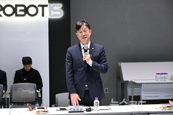 이민근 시장이 인사말을 하고 있다./사진=이민근 시장 페이스북