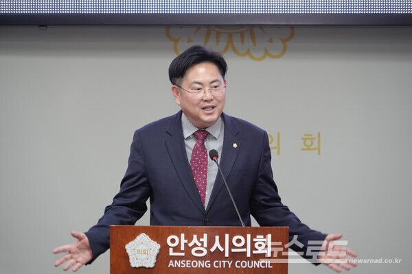 최호섭 의원이 출마선언을 하고 있다./사진=최호섭 의원실