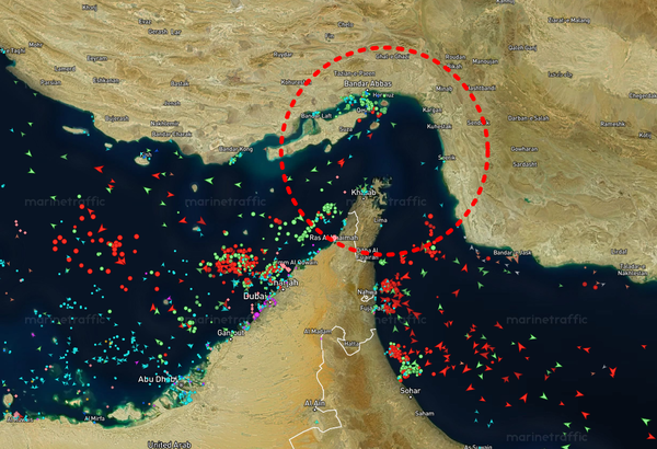 다시 막힌 호르무즈 해협(붉은 점선 원) [사진=마린트래픽/뉴스로드]