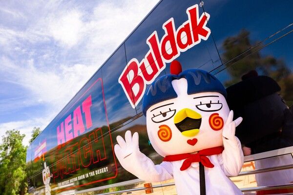 삼양식품 브랜드 ‘불닭’을 접목한 리얼리티 쇼 ‘히트매치’ / 사진=삼양식품 제공