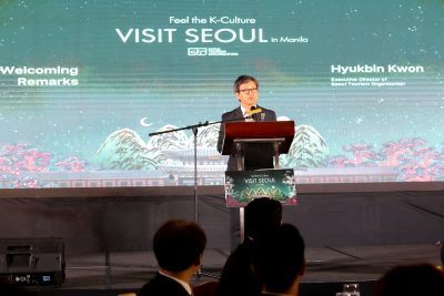 2026 마닐라 서울관광설명회에서 환영사를 하는 권혁빈 본부장 [사진=서울관광재단]
