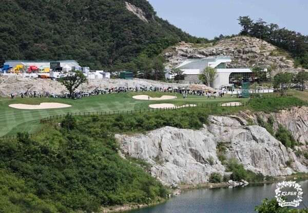 갤러리 2026셀트리온 퀸즈 마스터즈 2R 9번홀 (사진 KLPGA)