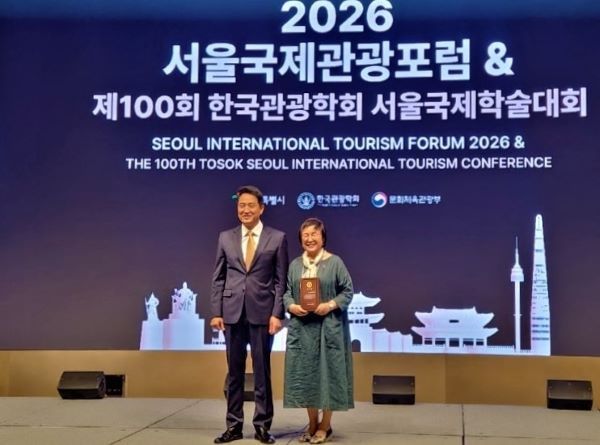 오세훈 서울시장(왼쪽)과 조태숙 서울특별시관광협회장 [사진=STA]