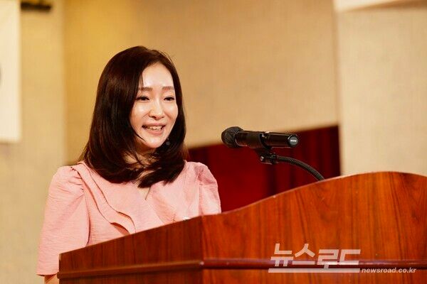 유정주 대표가 경기문화재단 창립 29주년 기념식에서 축사를 하고 있다./사진=경기문화재단