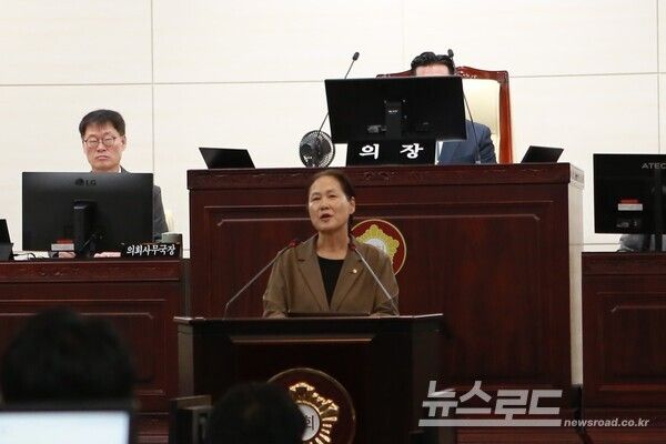 문화체육위원장 김미영 의원이 당선 소감을 발표하고 있다./사진=뉴스로드 김영식 기자