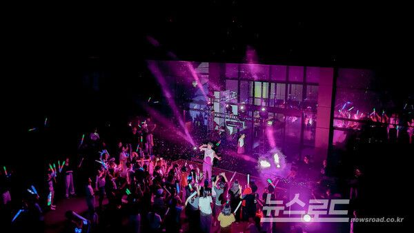 듄스야!댄스야!EDM파티를 즐기는 모습/사진=라비에벨 골프앤리조트&nbsp;