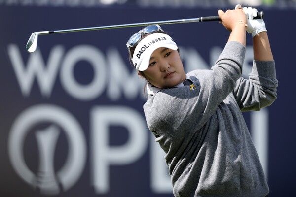 AIG 위민스 오픈 3라운드의 유해란/사진=R&A