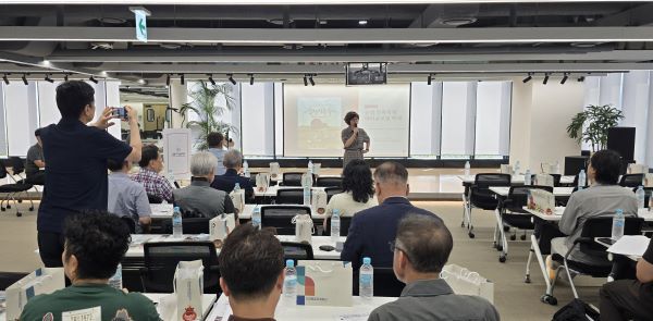 선윤숙 순창발효관광재단 대표이사가 문화체육관광부 예비 글로벌축제로 선정된 ‘제21회 순창장류축제’ 전반에 대해 설명하고 있다. [사진=서진수기자]