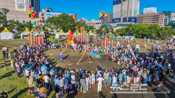 지난해 열린 과천공연예술축제 모습/사진=과천시