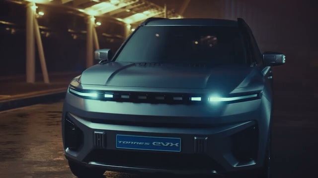 사진 : 쌍용차 토레스 EVX 전면부