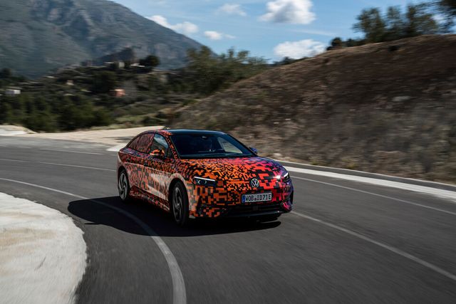 폭스바겐이 신형 전기차 ‘ID.7’을 오는 4월 17일(현지 시각) 세계 최초 공개한다.