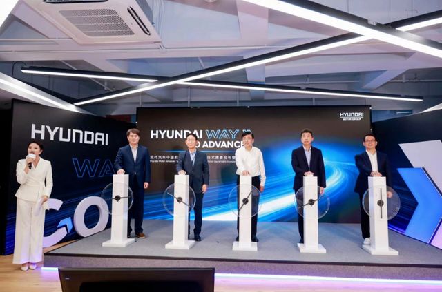 현대자동차가 지난 18일 중국 상하이에 100% 소유 현대자동차첨단기술연구개발(Shanghai) 유한회사 설립을 발표했다.