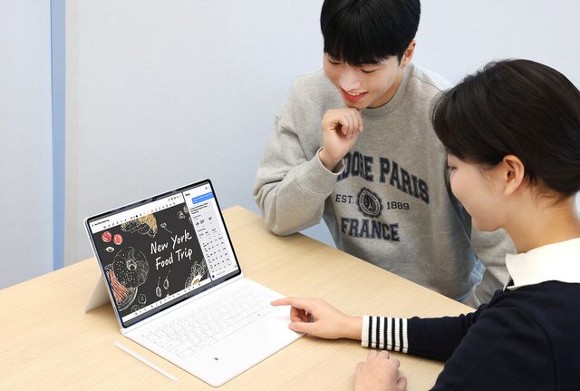 삼성전자가&nbsp; 갤럭시 AI 기능을 갖춘 갤럭시 탭 S10 울트라와 갤럭시 탭 S10+를 출시한다.