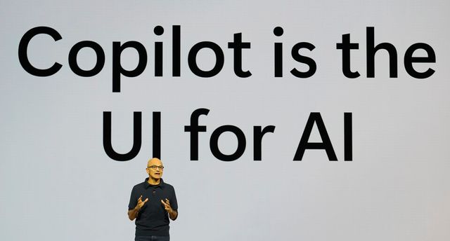 사진 : 사티아 나델라 MS CEO 기조 연설 (출처=연합뉴스)