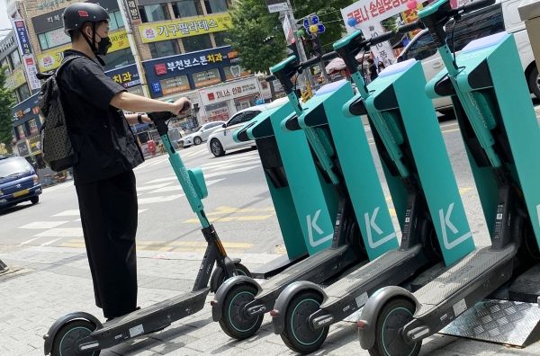 전동킥보드 무선충전주차시설 이미지. (본 기사 내용과 직접 관련 없습니다)