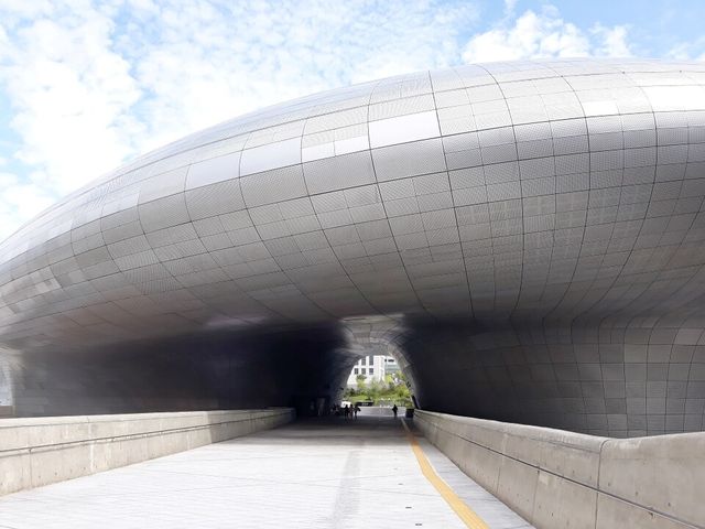 사진 : 동대문디자인플라자 (출처=연합뉴스)