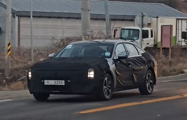 사진 : 기아 K8 페이스리프트 테스트카 (출처=Shorts Car)