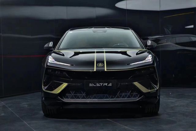 로터스 엘레트라 타입 79(Eletre Type 79)