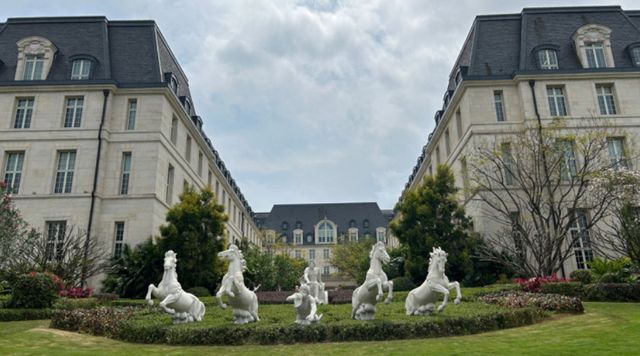 중국 동관시에 있는 화웨이 R&D 개발센터(2021년 선전시에서 이전)