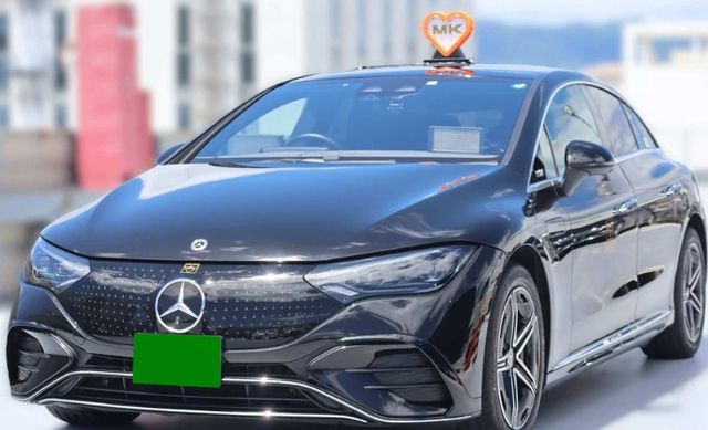 일본 MK택시가 최근 메르세데스 벤츠 전기세단 EQE를 영업용 택시로 도입, 운영을 시작했다.(사진출처: MK그룹)