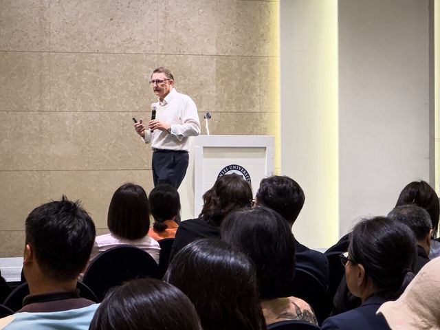 브라이언 맥머레이&nbsp;GM&nbsp;한국연구개발법인 사장, 2024&nbsp;한국디자인학회 봄 국제학술대회 기조연설 통해 미래 디자인 비전 공유