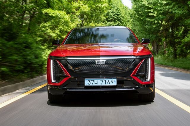 사진 : 캐딜락 리릭