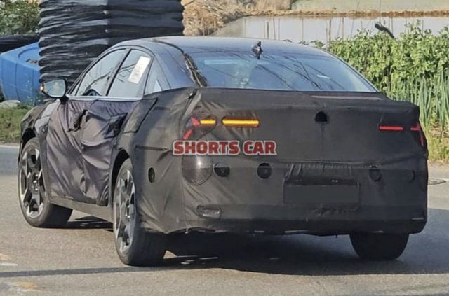 기아 'K8 페이스리프트' 테스트카 (출처 : 숏카)