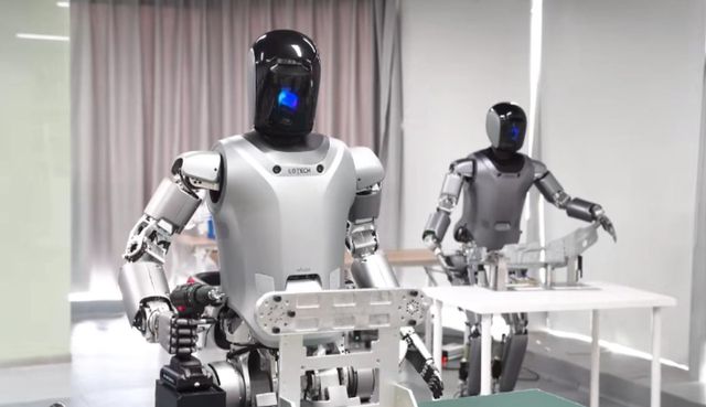 &nbsp;폭스바겐 중국공장에 투입될 휴머노이드 로봇 ’Walker S‘