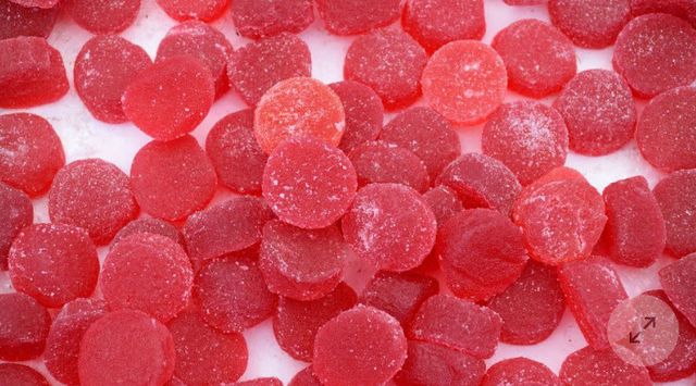 FDA가 음료나 과자 등에 사용되는 착색제 ‘적색 3호(red dye No.3)’의 식품 사용을 전면 금지했다.