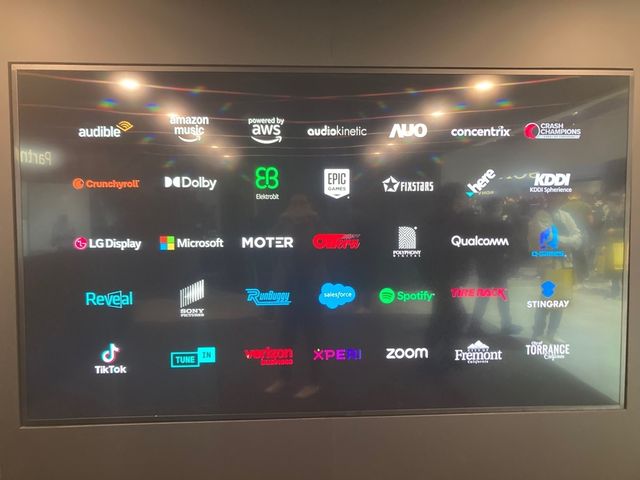 소니혼다모빌리티가 세계 최대 가전·IT 전시회 ‘CES 2025’에서 LG디스플레이 등 주요 파트너사 명단을 공개했다.