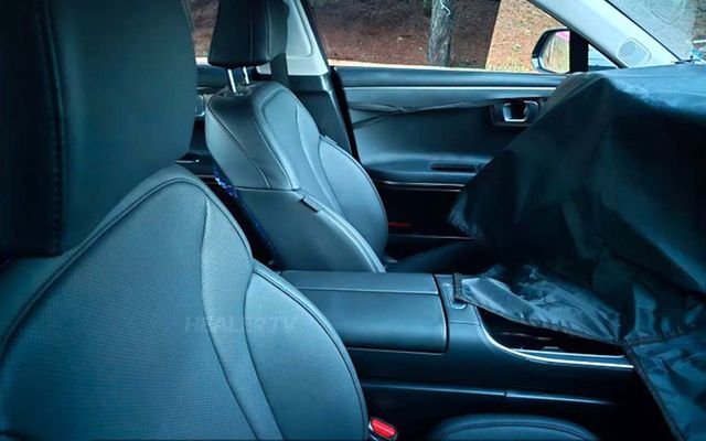 현대차 '그랜저 페이스리프트' 실내 (출처 : 힐러TV)