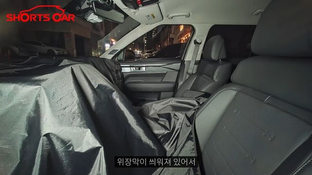 현대차 싼타페 페이스리프트 테스트카 실내 (출처=Shorts Car)