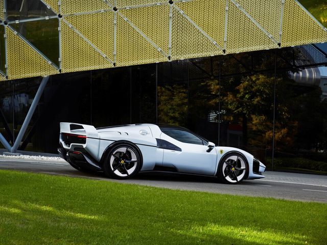 페라리&nbsp;원-오프(One-Off)&nbsp;모델 'SC40'