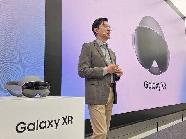 &nbsp;삼성전자가 갤럭시 XR(Galaxy XR)을 국내에 출시했다.