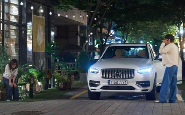 극 중 노출된 볼보 XC90 (출처 : 삼화네트웍스)