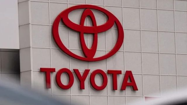 토요타자동차가 미국에서 생산된 캠리 등을 일본으로 역수입한다.